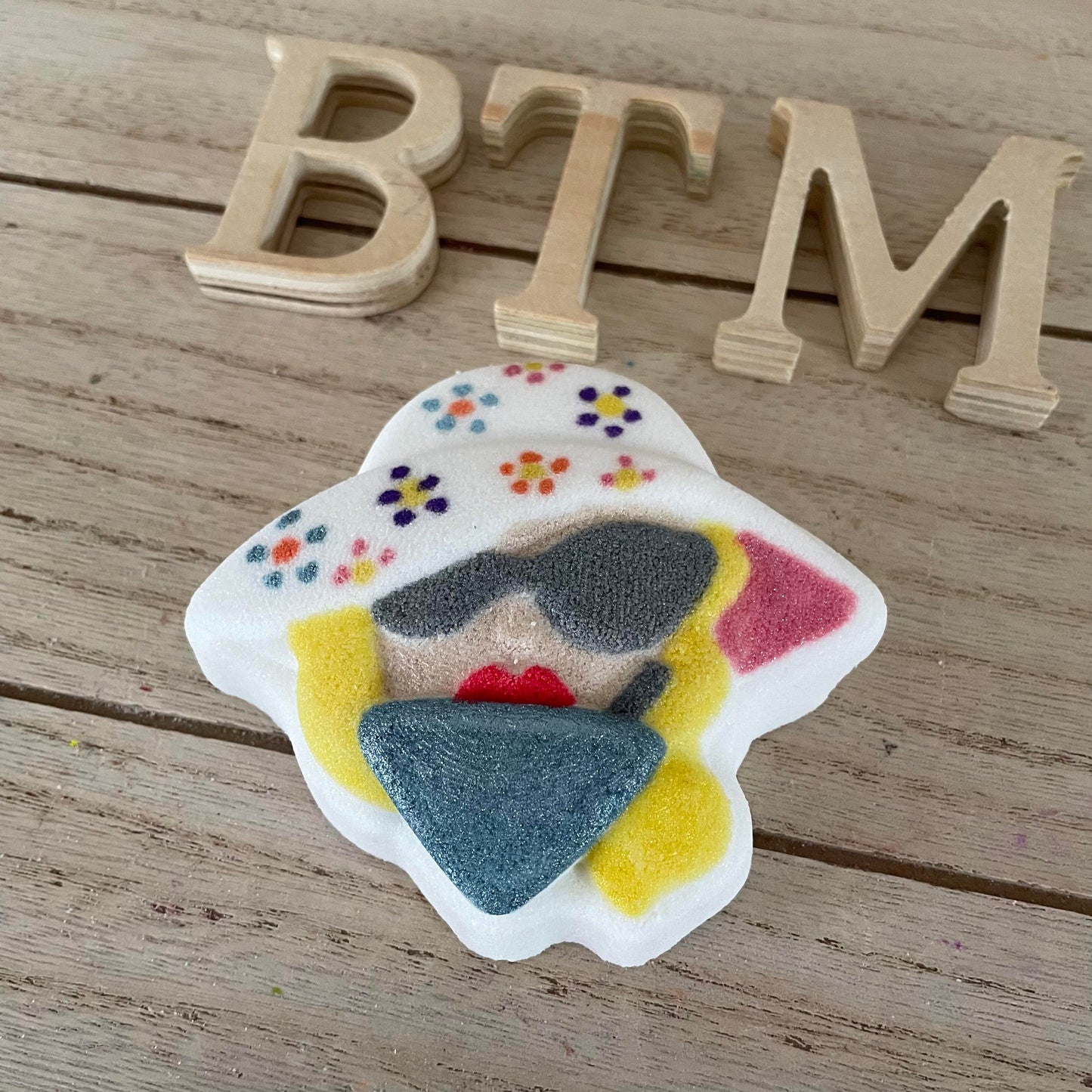 Woman with Cocktail Hybrid Mold