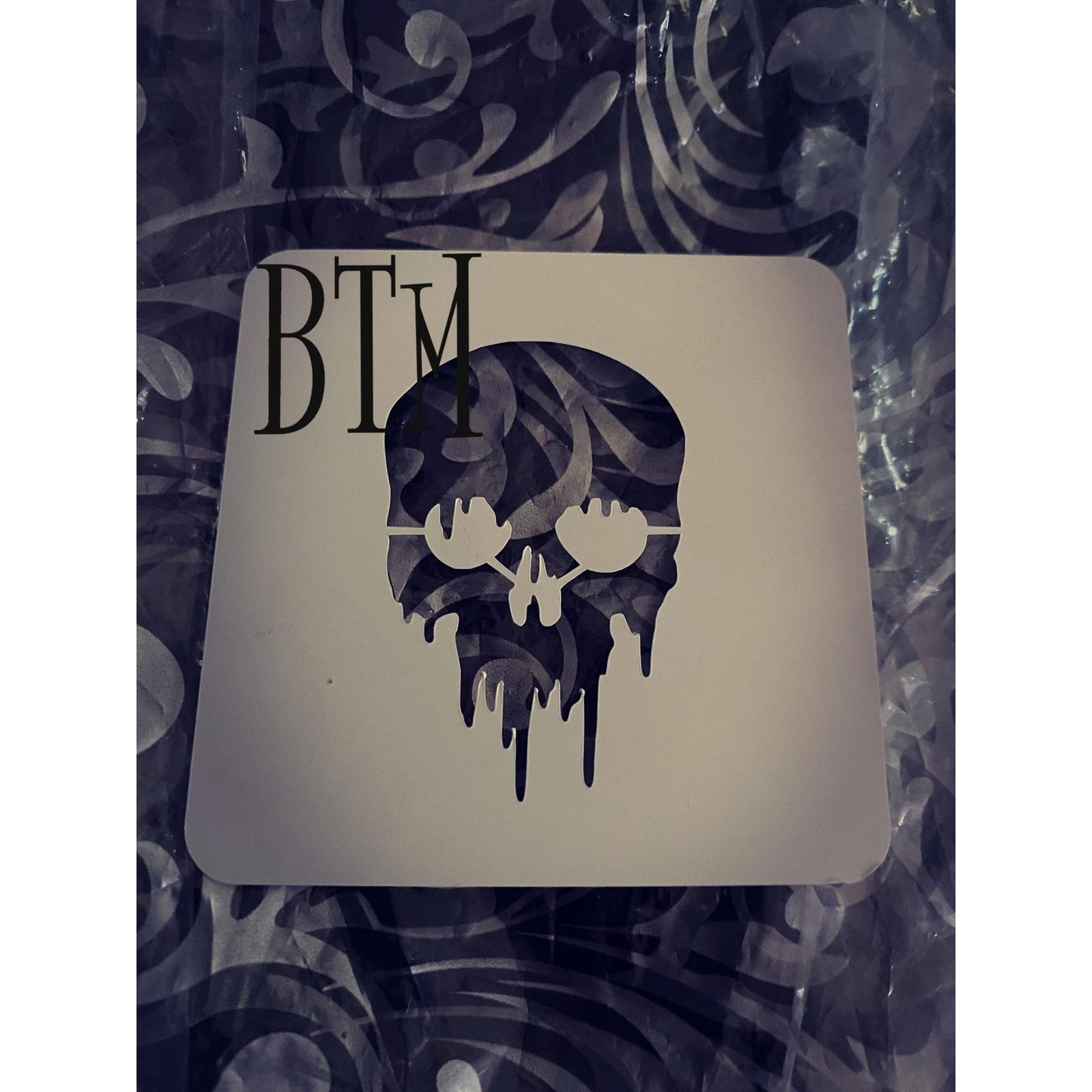 Melting Skull - Stencil