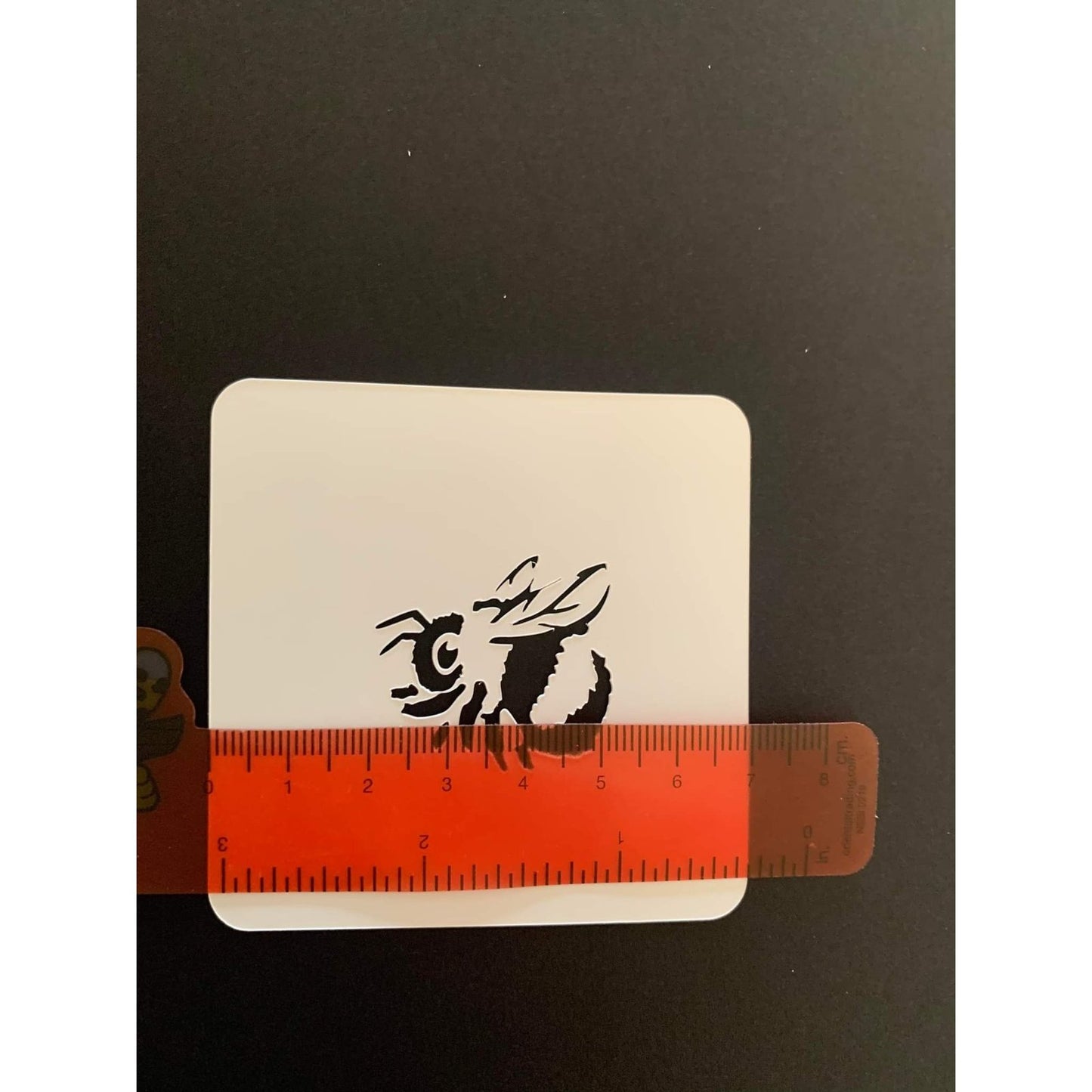 Fuzzy Bumblebee - Stencil