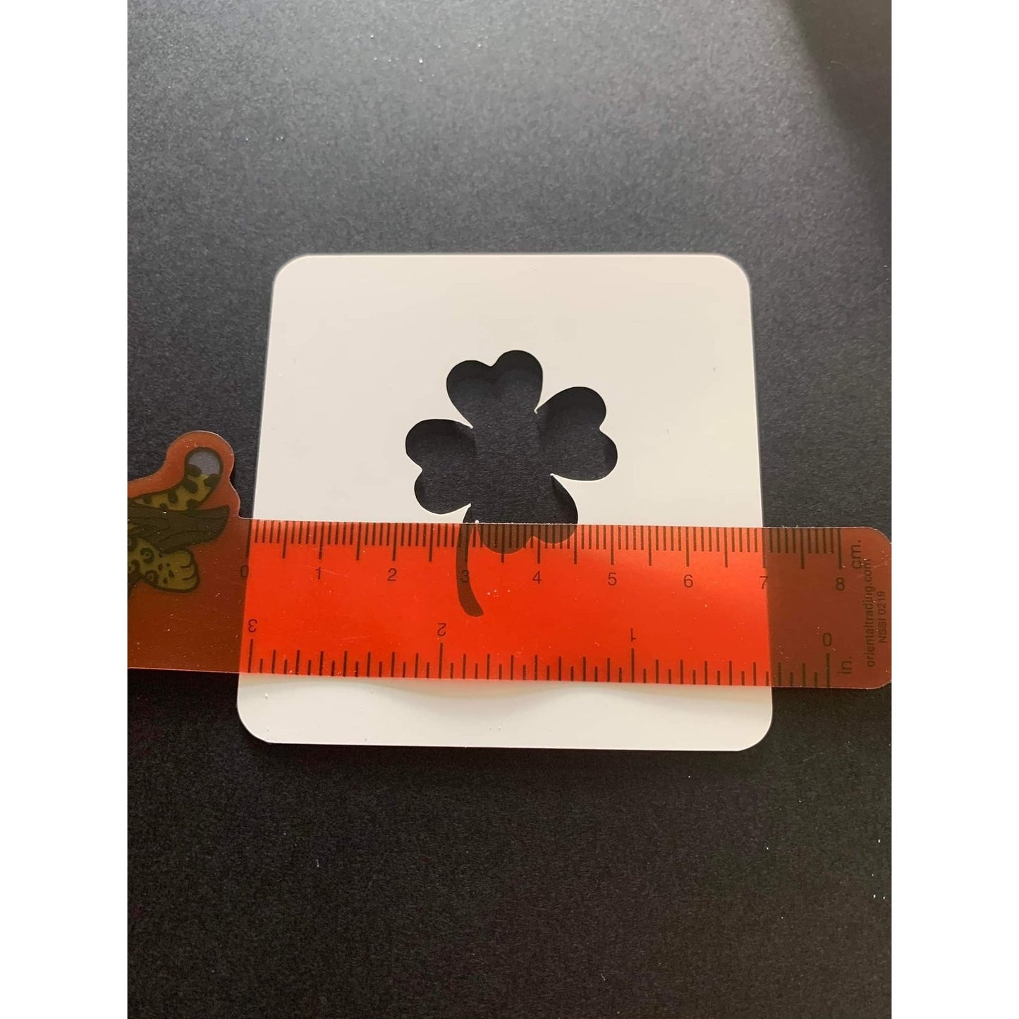 Four Leaf Clover - Stencil