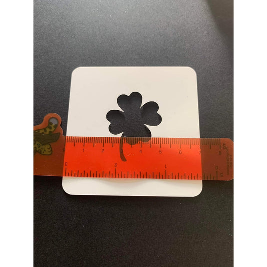 Trèfle à quatre feuilles - Pochoir