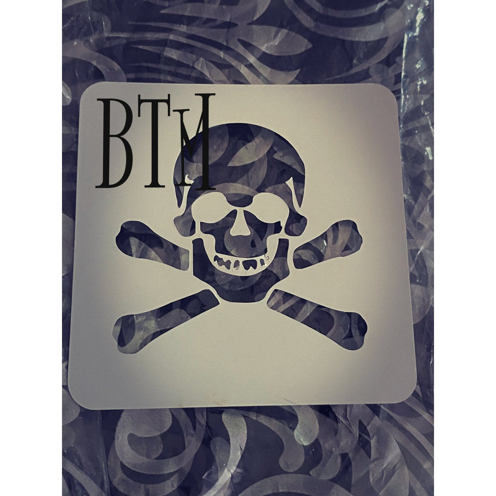 Skull And Crossbones Stencils