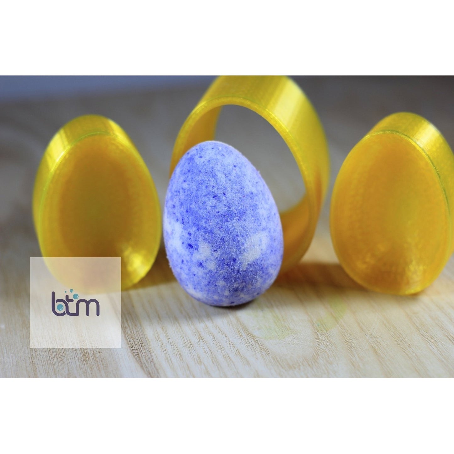 Egg ( Vertical Saturn Ring) Bath Bomb Hand Mold
