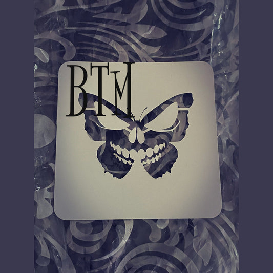 Crâne de papillon - Pochoir
