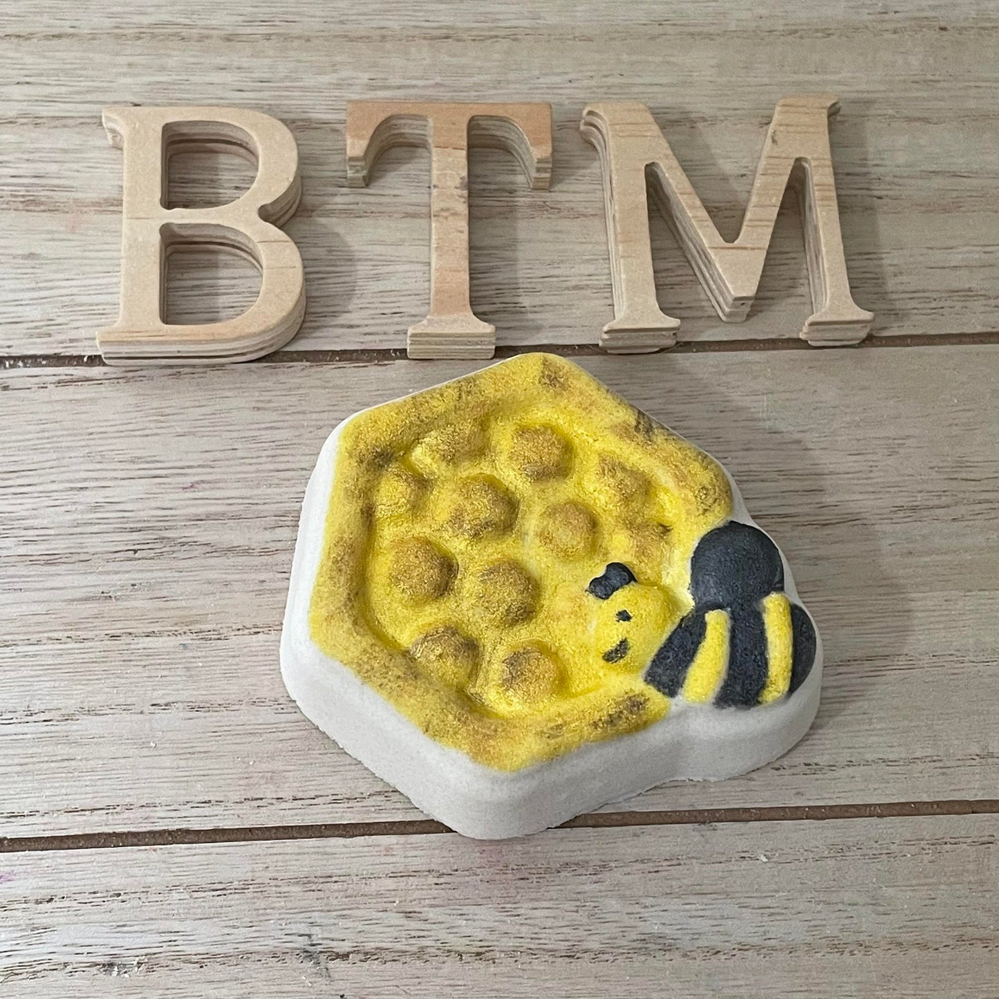 Honeycomb Bee Mold Series