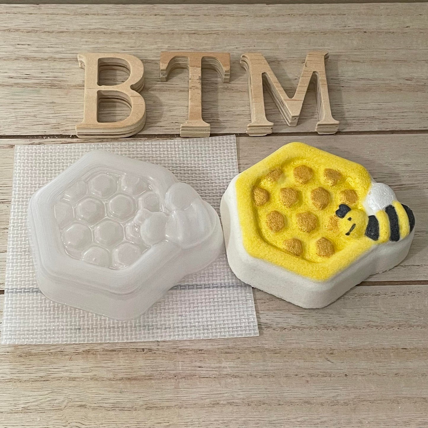 Honeycomb Bee Mold Series