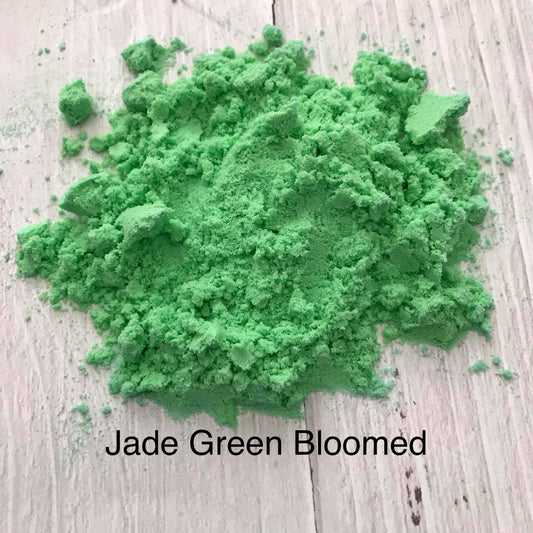 Breaking the Rainbow - Jade Green