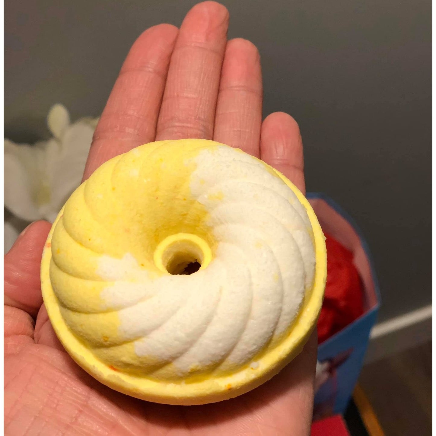 Swirly Donut Bath Bomb Hand Mold